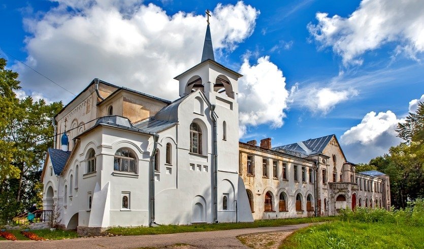 Извара. Горизонты Рериха – загородные экскурсии от 1700 рублей