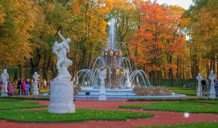 Летний сад – сборные туры в Санкт-Петербург от 10450 рублей