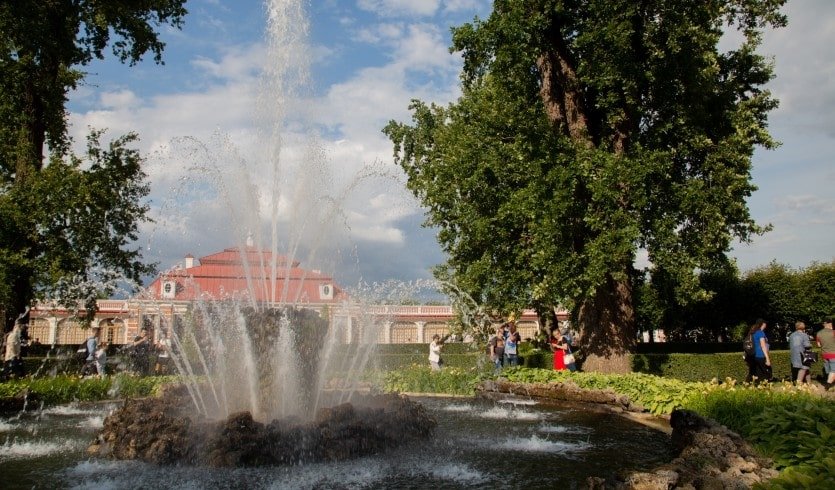 Феерия огня, воды, света (праздник фонтанов в Петергофе) – туры в Санкт-Петербург