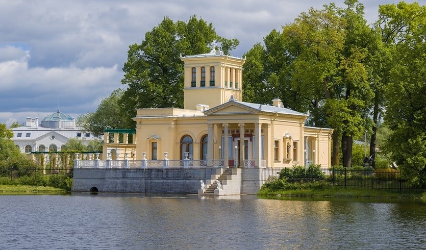 Царицынская 1 петергоф. Розовый павильон в петергофе.