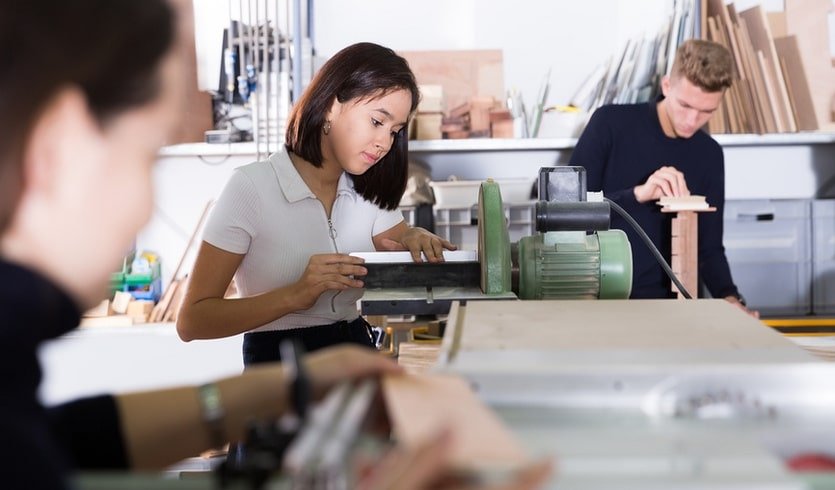 Экскурсия по архитектурному бюро «Студия 44» – экскурсии во дворцы, особняки и музеи для заказных групп от 487 рублей