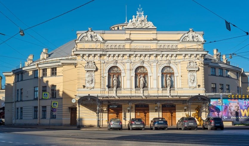 Цирк Чинизелли – автобусные экскурсии от 1800 рублей