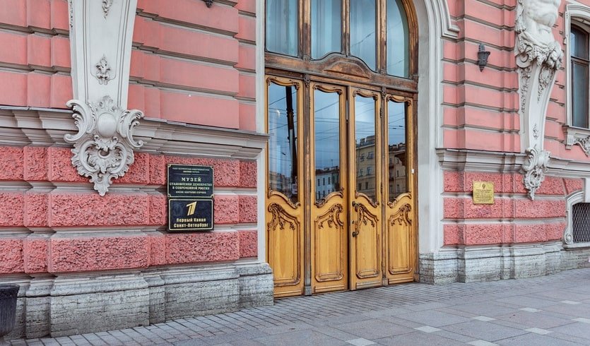 По Невскому проспекту (для заказных групп) – пешеходные экскурсии для заказных групп от 290 рублей