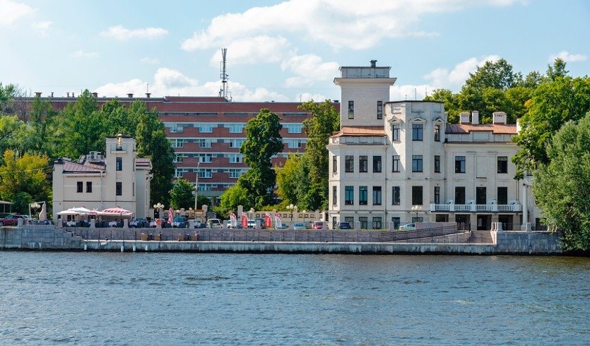 Особняк А. И. Путилова – Дворцы и особняки от 920 рублей Фотобанк «Лори»