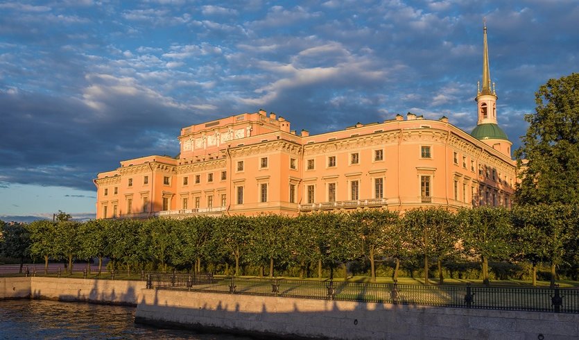 Дворцовые перевороты: власть и кровь — автобусная экскурсия