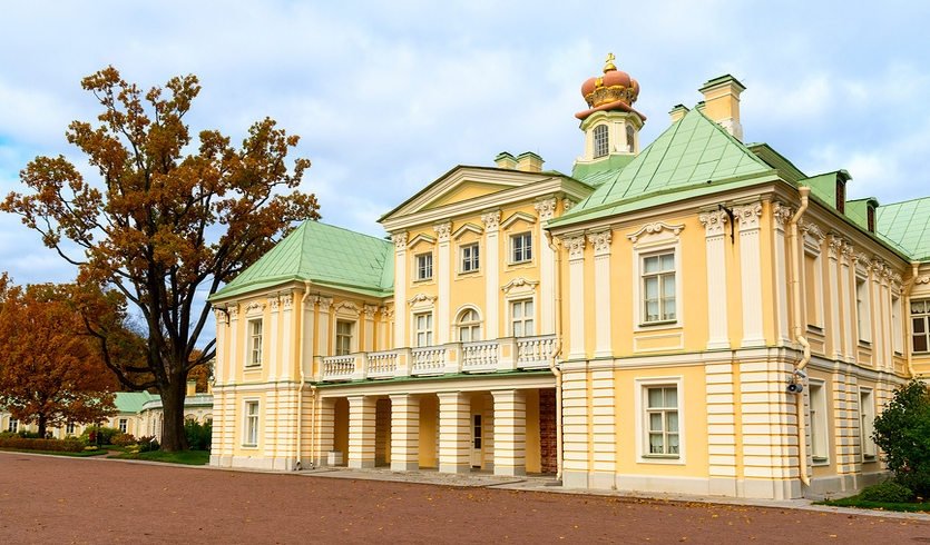 Екатерина молодая. Путь к престолу — автобусная экскурсия