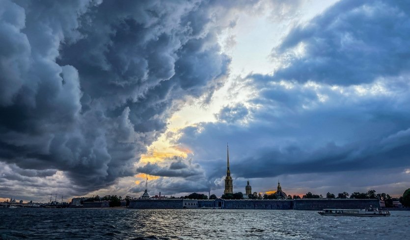 Морской фасад – водные экскурсии по рекам и каналам