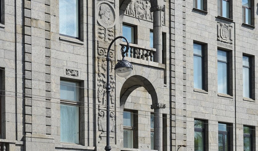 Старый знакомый Каменноостровский. С посещением музея веера — Музеи