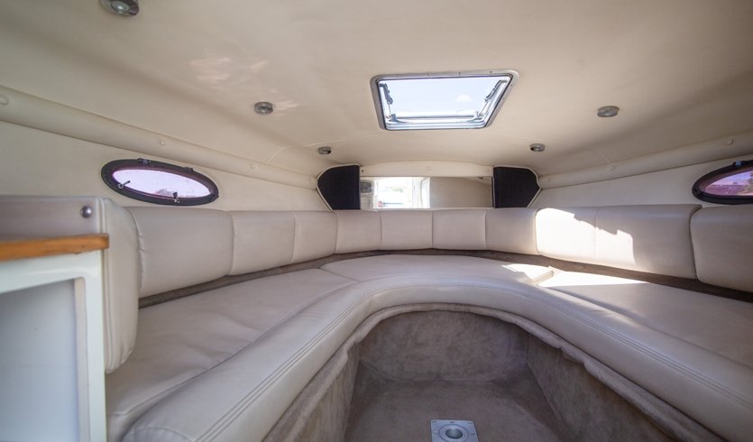 Аренда катера Chaparral 2835 Limited - фото № 6 Аренда катера Chaparral 2835 Limited от 12000руб.