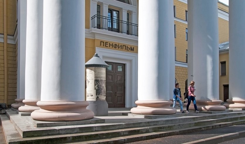 Вход в киностудию «Ленфильм» – пешеходные экскурсии от 800 рублей Вход в киностудию «Ленфильм» – пешеходные экскурсии от 800 рублей