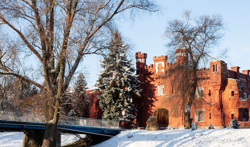 Но­во­год­ние приключения в Мин­ске и Бре­сте, 4 дня – туры и круизы из Петербурга от 47900 рублей