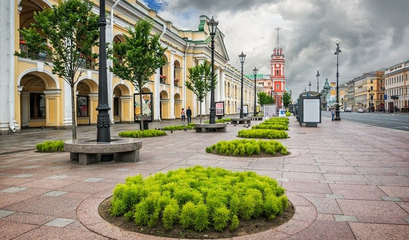 По Невскому проспекту (с посещением легендарной Пышечной) — индивидуальные экскурсии от 1100 руб.