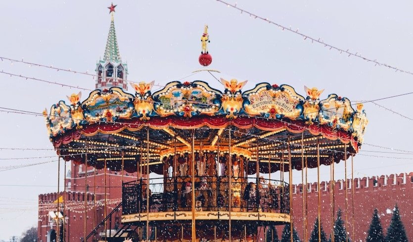 Здравствуй, Ёлка! (4 дня) — туры в Москву от 13500 руб.