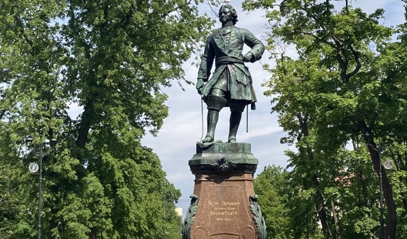 Легендарный Кронштадт: на земле, под куполом храма и в полете — Индивидуальные (VIP) экскурсии и туры в Санкт-Петербурге от 18500 руб.