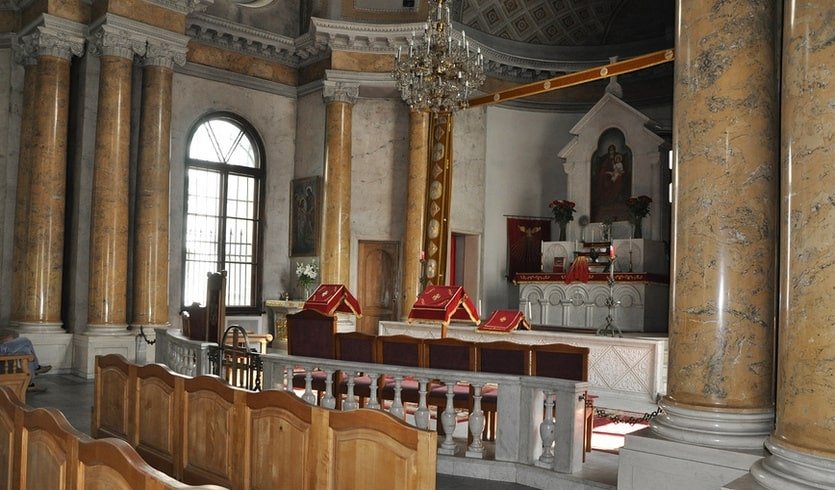 Бирюзовая жемчужина Невского проспекта (Армянская церковь) – Пешеходные экскурсии