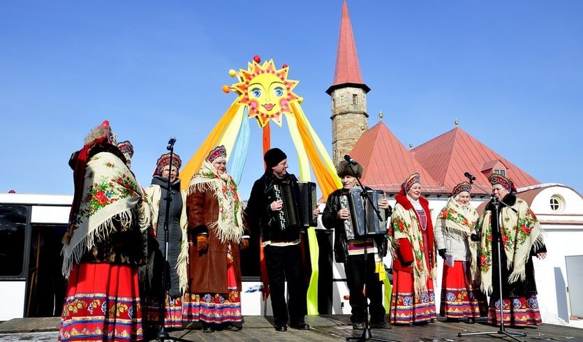 Масленица в Гатчинском дворце – на ретропоезде