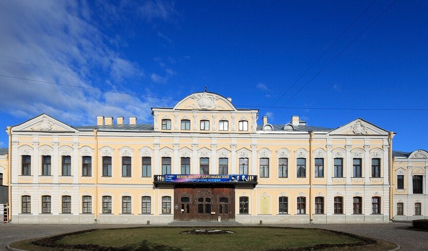 Обратная сторона Петербурга: город грехов (для заказных групп) – автобусные экскурсии для организованных групп от 450 рублей