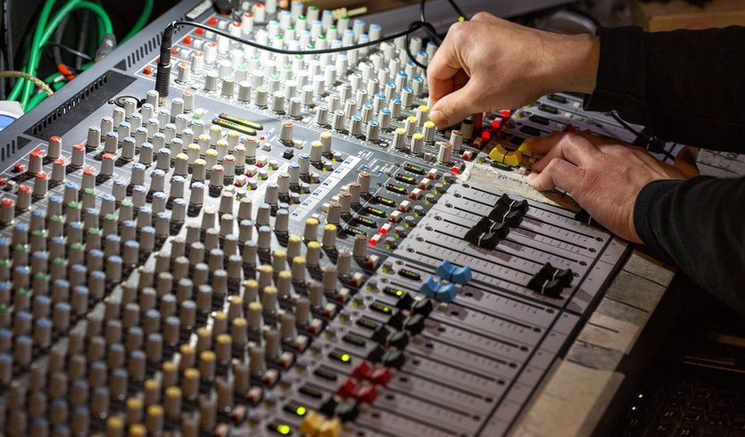 Микшерный пульт – Экскурсии в музеи и общественные учреждения от 1180 рублей