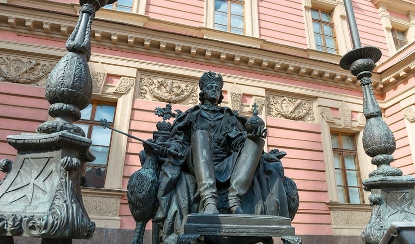 Мистический Петербург — индивидуальные туры в Петербург от 5700 руб.