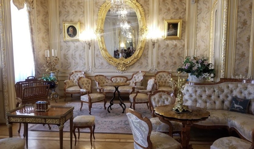 Особняки петербургской знати — индивидуальные туры в Петербург от 5600 руб.