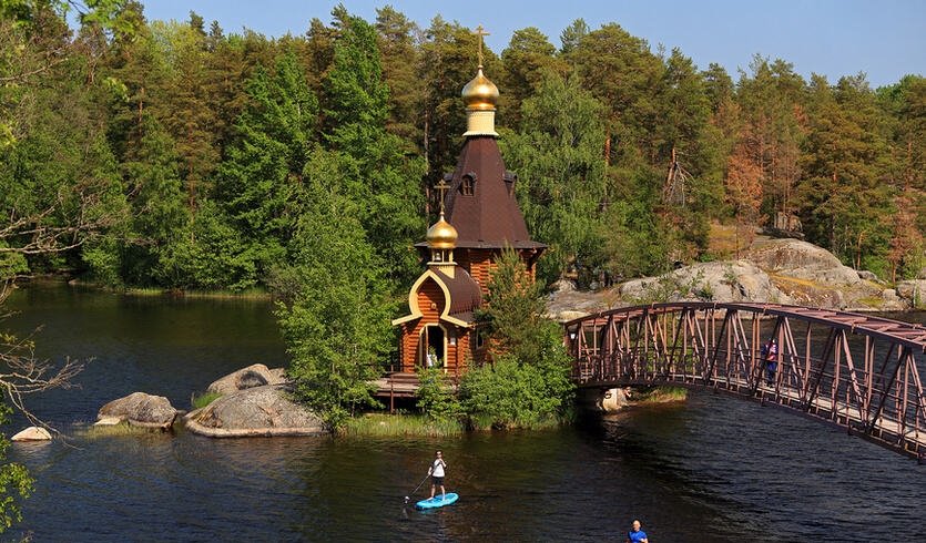 Деревянное кольцо Карельского перешейка — фото № 3 — Фотобанк Лори / Роман Рожков Деревянное кольцо Карельского перешейка — Автобусные загородные