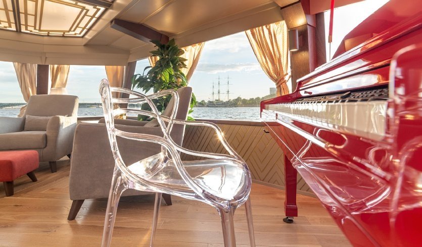 Теплоход «Амели» – аренда теплохода от 29000 рублей