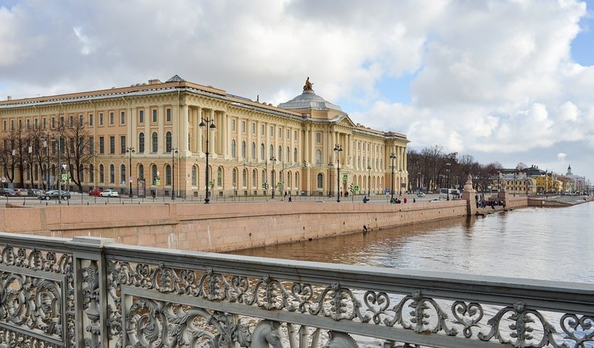 Вокруг Академии художеств – фото №5 – Фотобанк Лори/ Александр Алексеев  Вокруг Академии художеств – Пешеходные экскурсии
