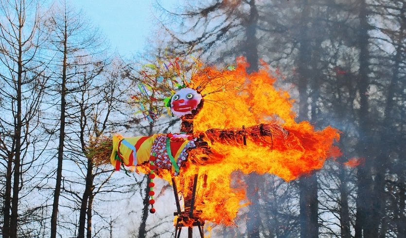 Масленица идет, блин да мед несет! (для школьных групп) — Экскурсии для школьников в Санкт-Петербурге под заказ от 1135 рублей