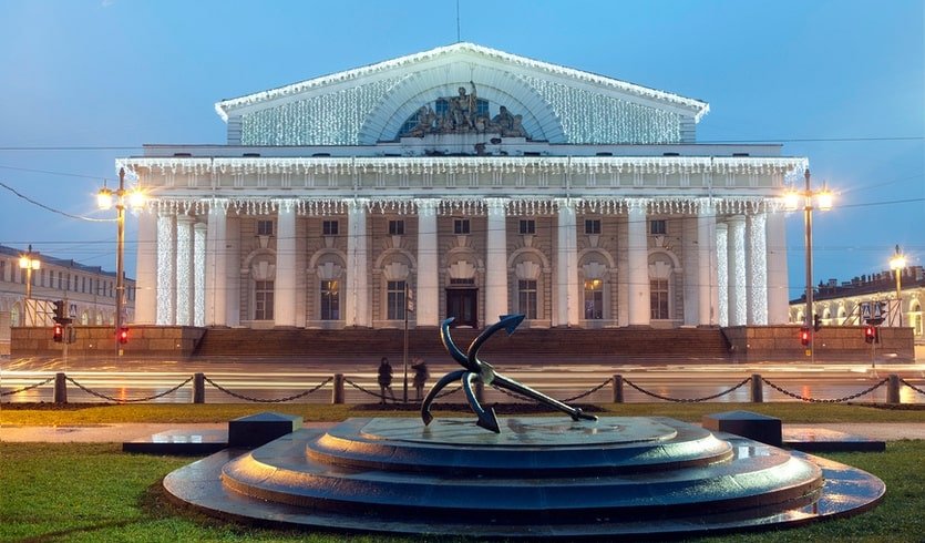 Стрелка Васильевского острова (для групп) – пешеходные экскурсии для заказных групп от 290 рублей