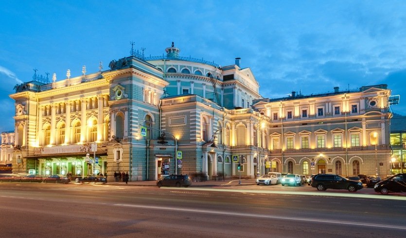 От тенора до баса: легендарные голоса петербургской сцены (для заказных групп) – тематические экскурсии