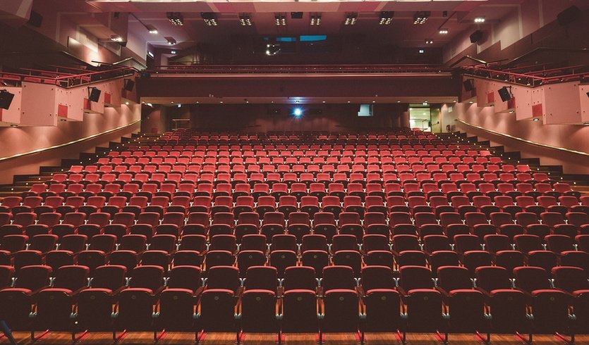 Новая сцена Александринского театра (для групп) – Экскурсии в музеи и общественные учреждения от 1180 рублей