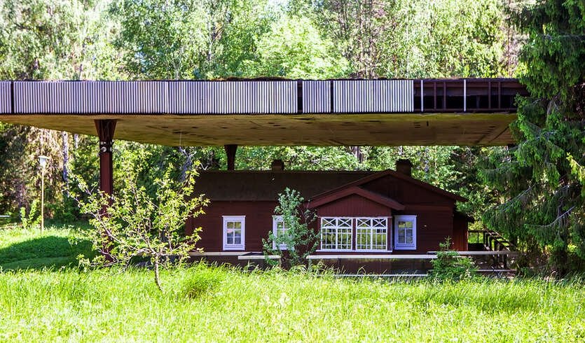 Красный маршрут революции: по местам В. И. Ленина в Петербурге и области (для заказных групп) – автобусные экскурсии для организованных групп 