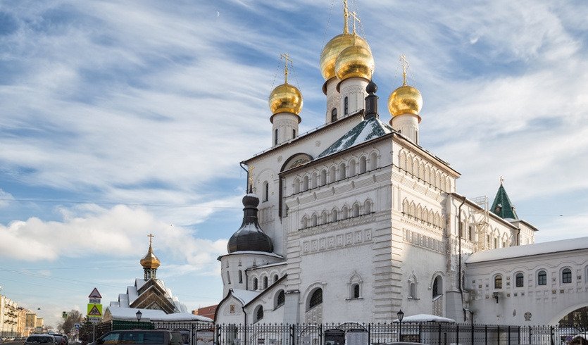 Феодоровский собор. Царский венец (с подъёмом на колокольню) — Фото № 1 — Фотобанк Лори / Юлия Бабкина Феодоровский собор. Царский венец (с подъёмом на колокольню) — Музеи