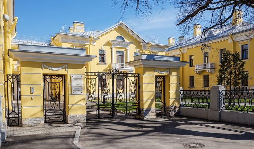 Дом ветеранов сцены – пешеходные экскурсии от 800 рублей