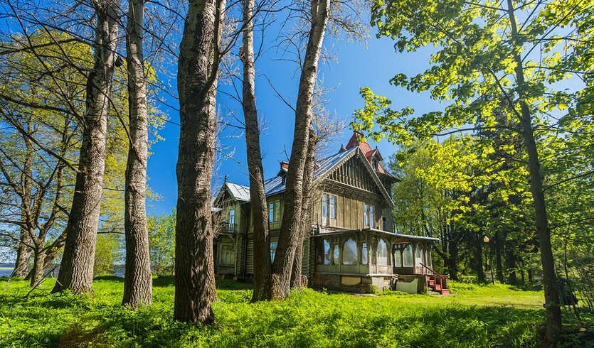 Усадьба Сергиевка и дача Бенуа (для заказных групп) — Автобусные загородные