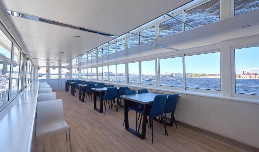 Теплоход «Глория» – аренда теплохода от 16000 рублей