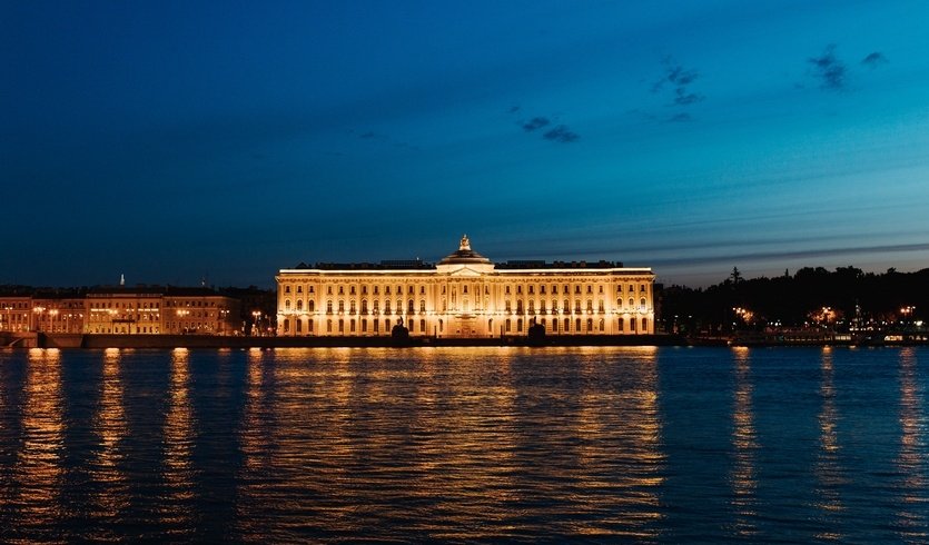 Ночной Петербург (для школьных групп) — экскурсии и программы для детей  от 750 рублей