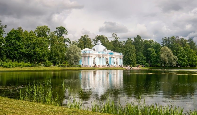Павильон Грот – сборные туры в Санкт-Петербург от 18930 рублей