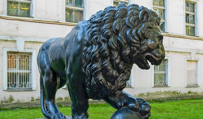 Русский Манчестер на берегах Невы – пешеходные экскурсии для заказных групп от 315 рублей