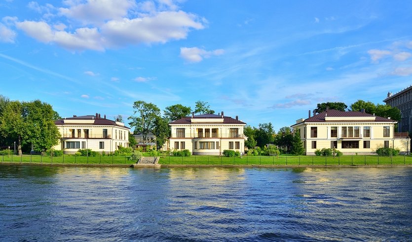 Особняки Крестовского и экологическая архитектура – пешеходные экскурсии для заказных групп от 290 рублей