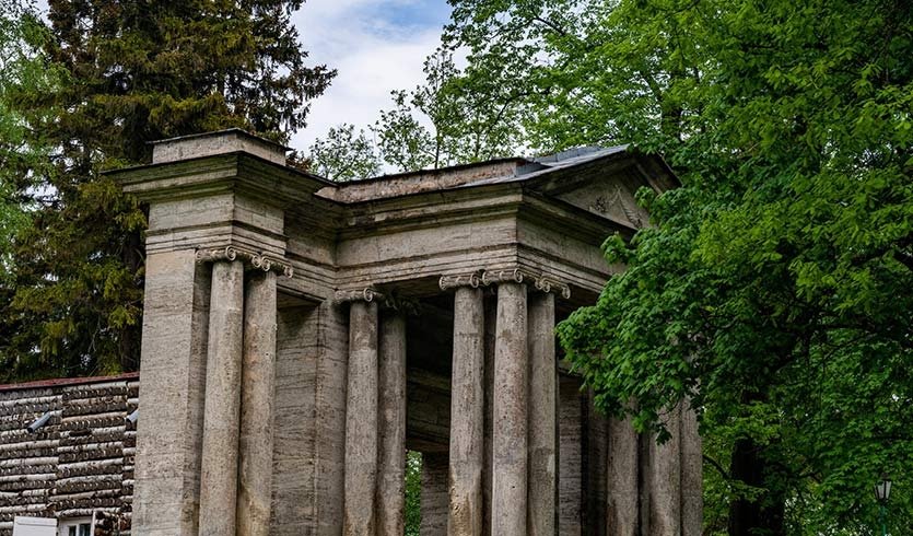 В Петербург – недорого! (5 дней, по средам, осень-весна) — Фото №5 — Photo by Shahabudin Ibragimov on Unsplash В Петербург – недорого! (5 дней, по средам, осень-весна) — Туры в СПб