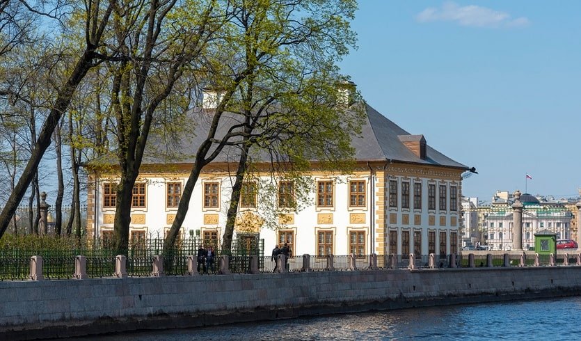 Летний дворец Петра Первого – сборные туры в Санкт-Петербург