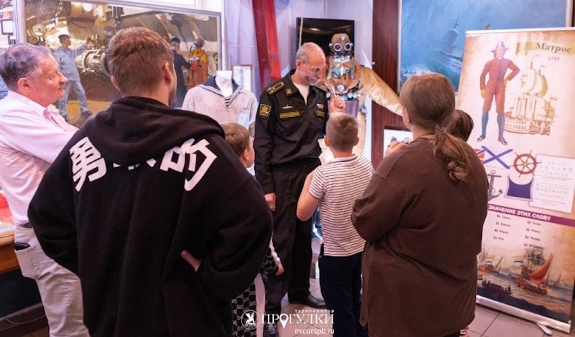 «Как стать героем» (семейный квест на подводной лодке «Народоволец»): сборные экскурсии для школьников в Санкт-Петербурге от 1150 руб