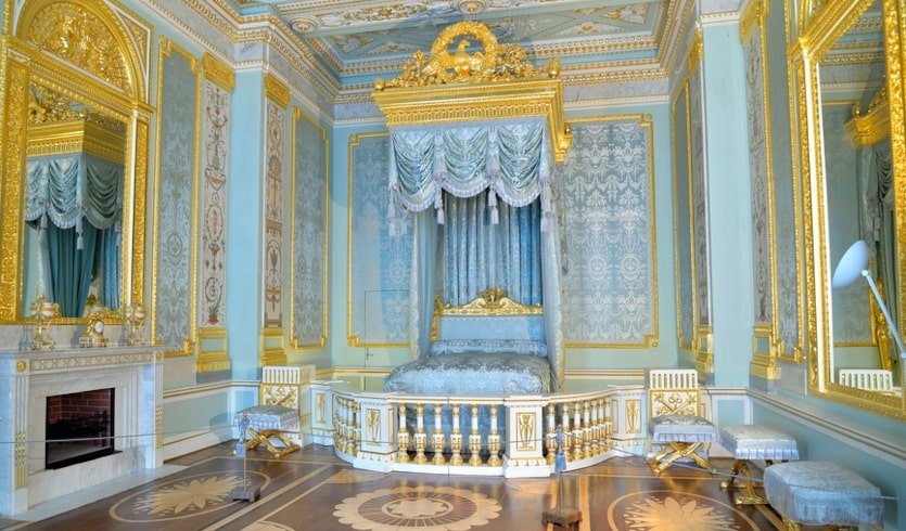 Тайна Гатчинского замка (Поиски клада) (для школьных групп) – экскурсии и программы для детей от 1040 руб.