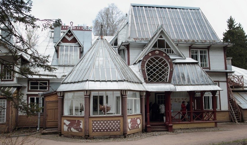 Дачный сезон: Репино-Комарово – загородные экскурсии от 1600 рублей