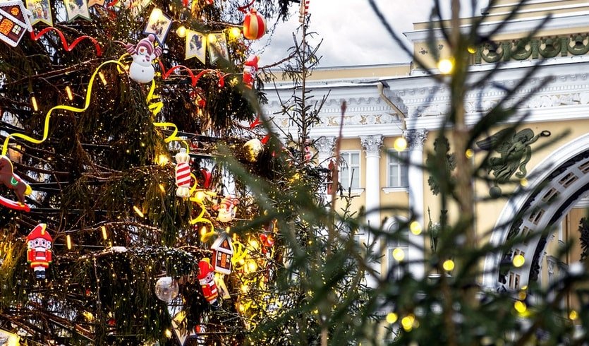 Новогодняя петербургская коллекция – сборные туры в Санкт-Петербург от 5000 рублей