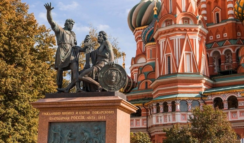 Памятник Минину и Пожарскому – туры в Москву от 13300 рублей