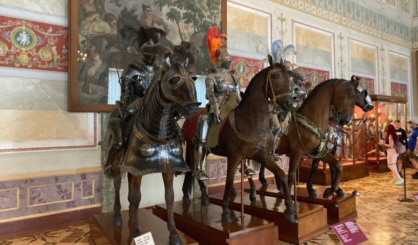 Экскурсия в Зимний дворец (Государственный Эрмитаж) – интерьерные экскурсии для организованных групп от 1550 рублей