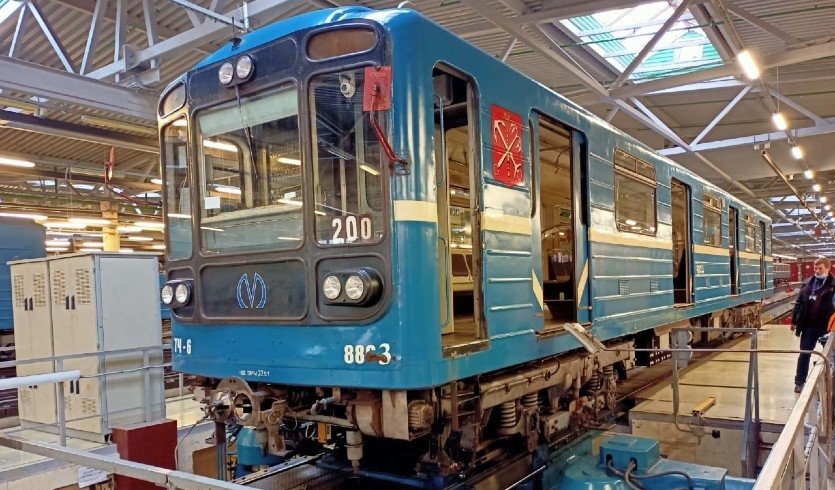 Экскурсия в электродепо Петербургского метрополитена – Экскурсии для школьников в Санкт-Петербурге под заказ от 1280 рублей