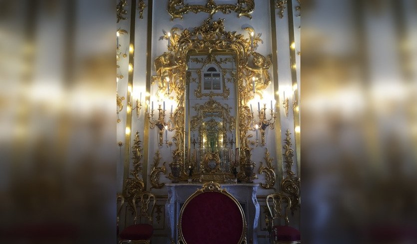 Придворная жизнь Петергофа (Большой дворец и Екатерининский Корпус) – автобусная экскурсия — Автобусные загородные